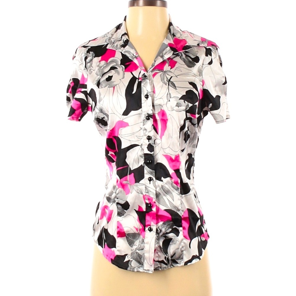 Bcbgmaxazria small silk button down collared short sleeve blouse floral print